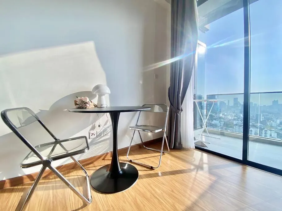 דירה Beacon Executive Suites #Modern Chic #Skypool #Georgetown #5Pax #2Br 2Bath #2Queen 1Single #Quality Well Maintained #Private Host